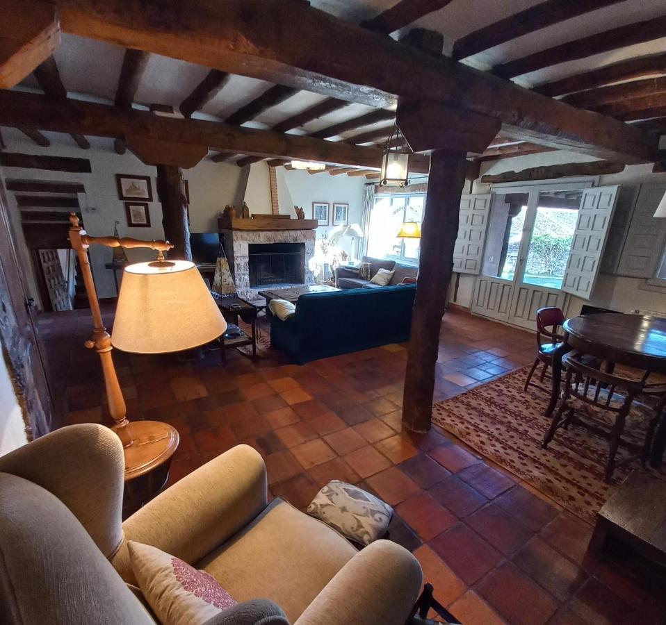La Casa Del Herrero Requijada Esterno foto